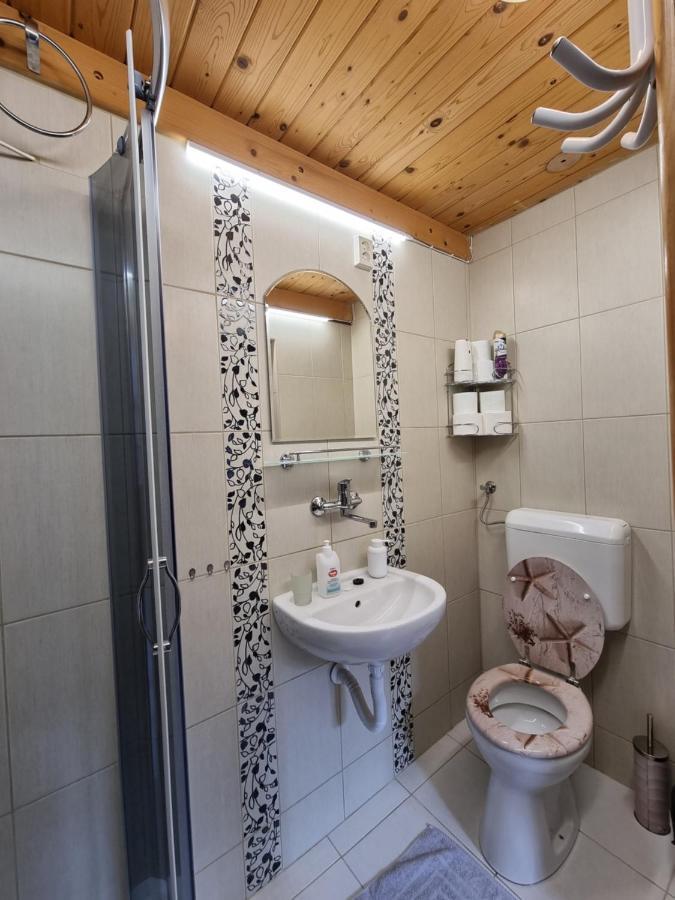 Little Cozy Apartman Miskolc Exterior foto
