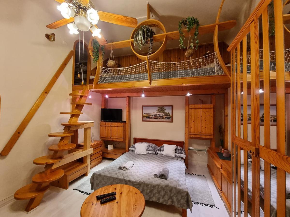 Little Cozy Apartman Miskolc Exterior foto